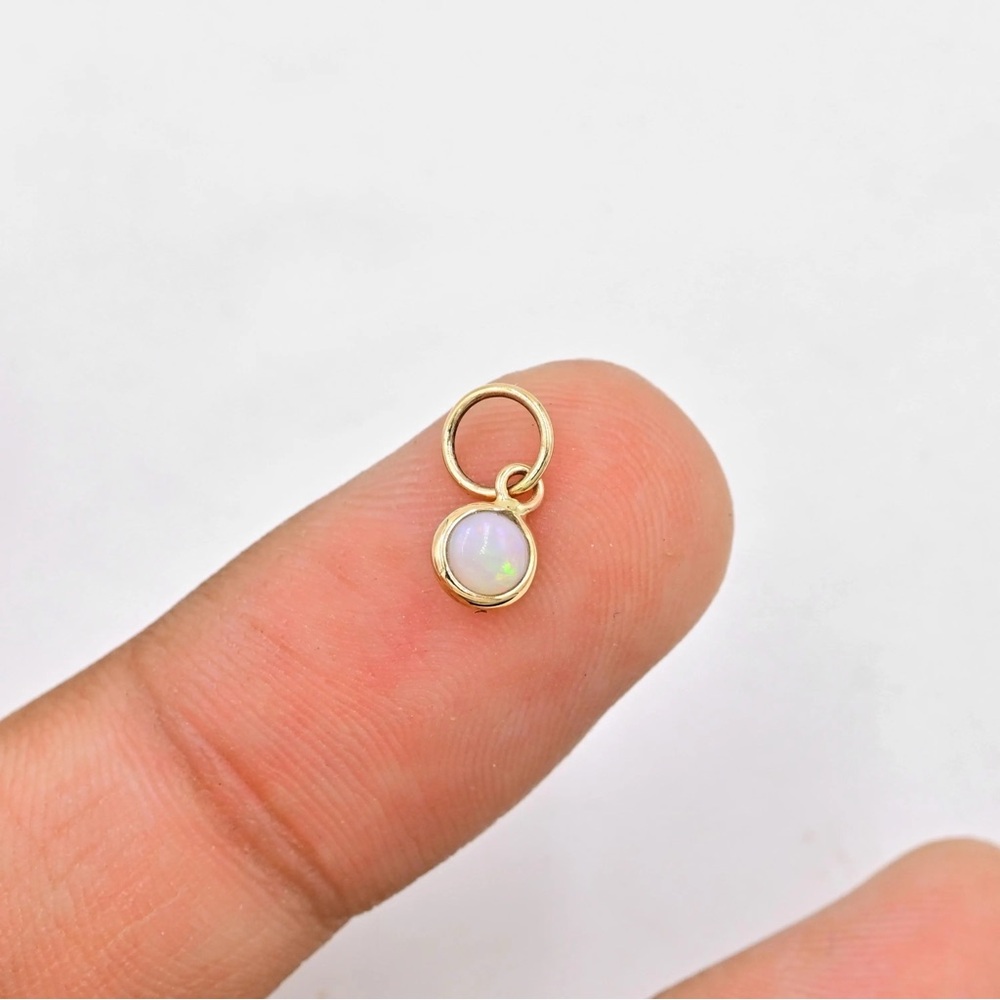 MEJURI 14k Opal Hoop Charm
